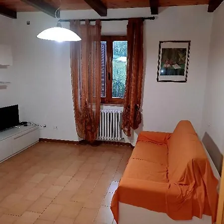 Montefumaiolo Apartment
