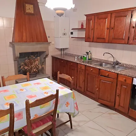 Montefumaiolo Apartment *