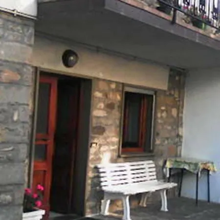 Montefumaiolo Apartment